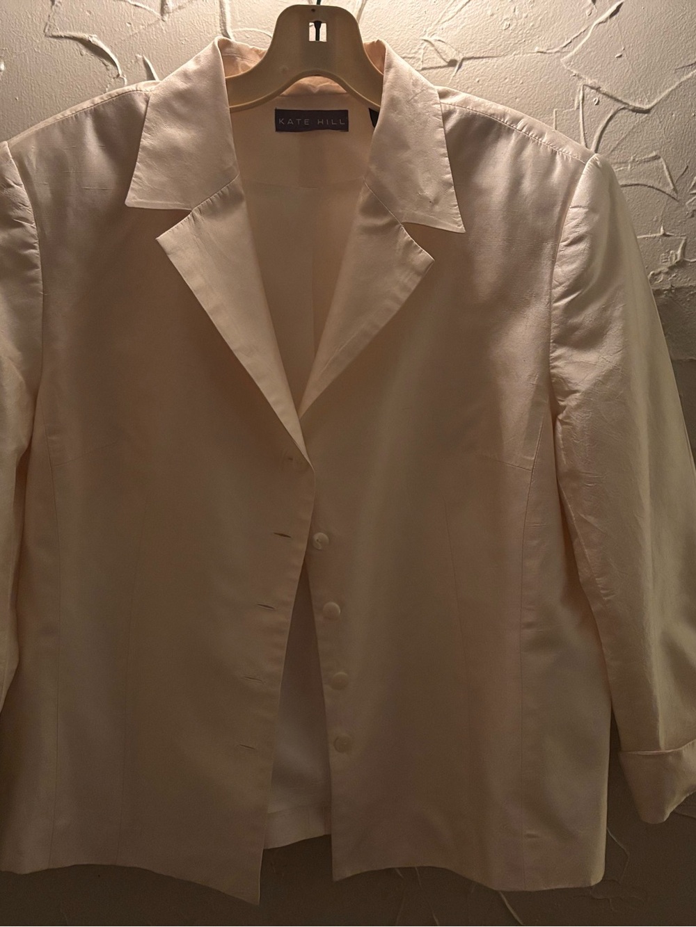 Kate Hill Cream Tailored Women's Blazer